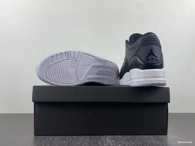 HYPE Cyber (2016) Retro 3 Jordan Monday 136064-020 0606